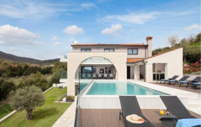 5 Bedroom Lovely Home In Sveta Marina